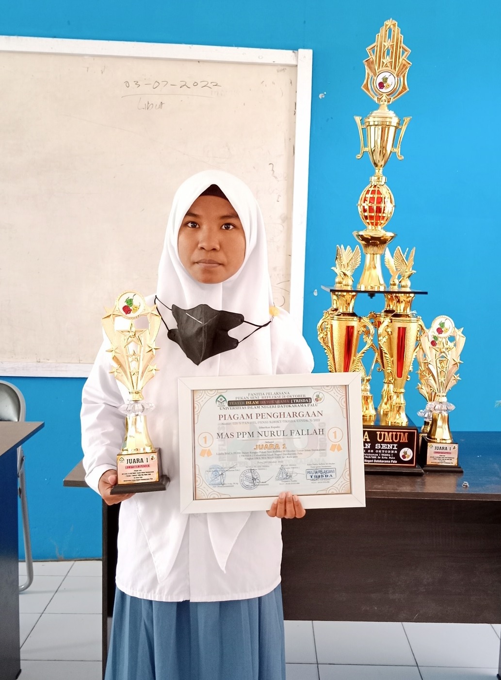 Juara 1 Puisi se kota Palu 2022